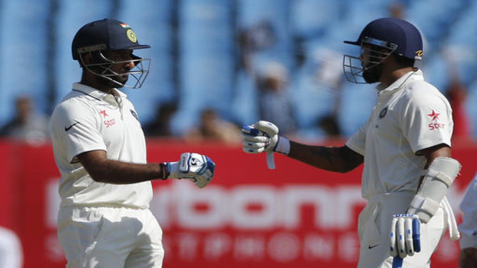 RECORD: द्रविड़, धोनी, सहवाग सबसे आगे निकले विजय और पुजारा!