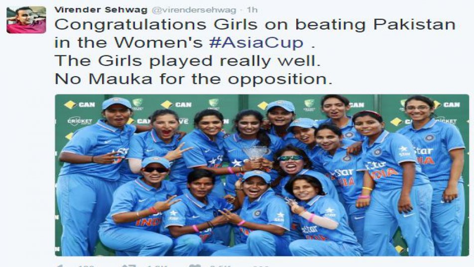 टीम इंडिया के पूर्व विस्फोट बल्लेबाज वीरेंद्र सहवाग ने टीम को बधाई देते हुए कहा, एशिया कप के फाइनल में पाकिस्तान को हराने के लिए ढेर सारी शुभकामनाएं. विपक्षी के लिए नो मौका.