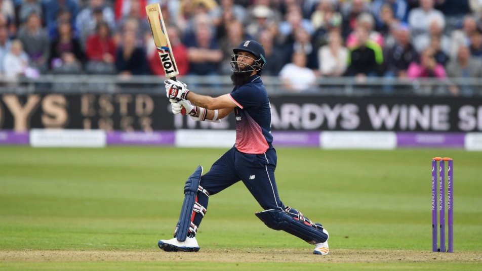 moeen s 53 ball hurrah blows away west indies 12256 ENGvsWI: मोईन अली के दमदार प्रदर्शन से इंग्लैंड ने 124 रनों से जीता तीसरा वनडे