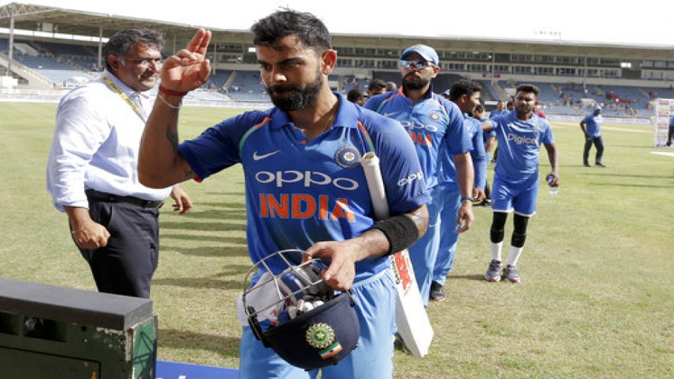 वेस्टइंडीज के खिलाफ खेले गए मैच में कोहली ने अपने करियर का 28वां शतक जड़ा. इस मैच में भारत ने वेस्टइंडीज को 8 विकेट से हराया और सीरीज 3-1 से जीती.