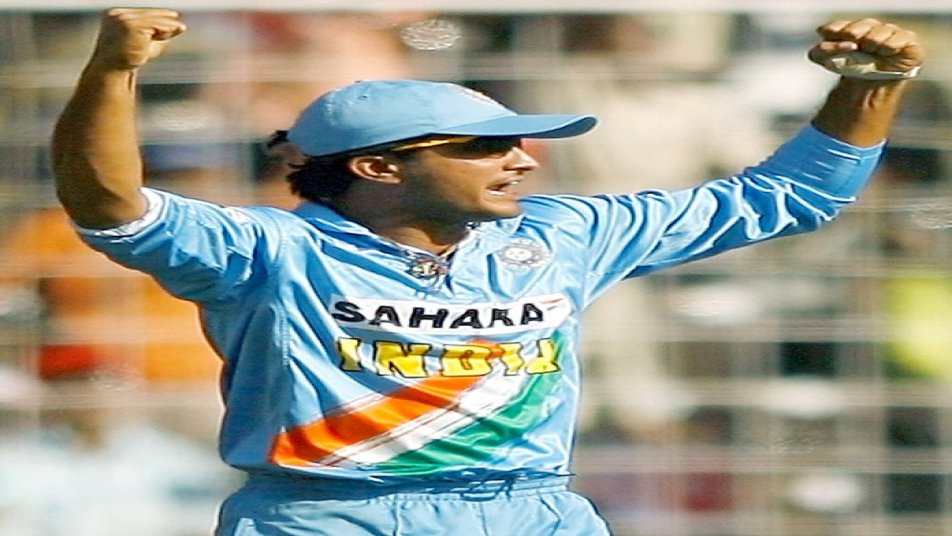 भारतीय क्रिकेट टीम के पूर्व कप्तान सौरव गांगुली आज अपना 45वां जन्मदिन मना रहे हैं. जन्मदिन के इस खास मौके पर उन्हें बधाई देने वलों का तांता लगा रहा.  