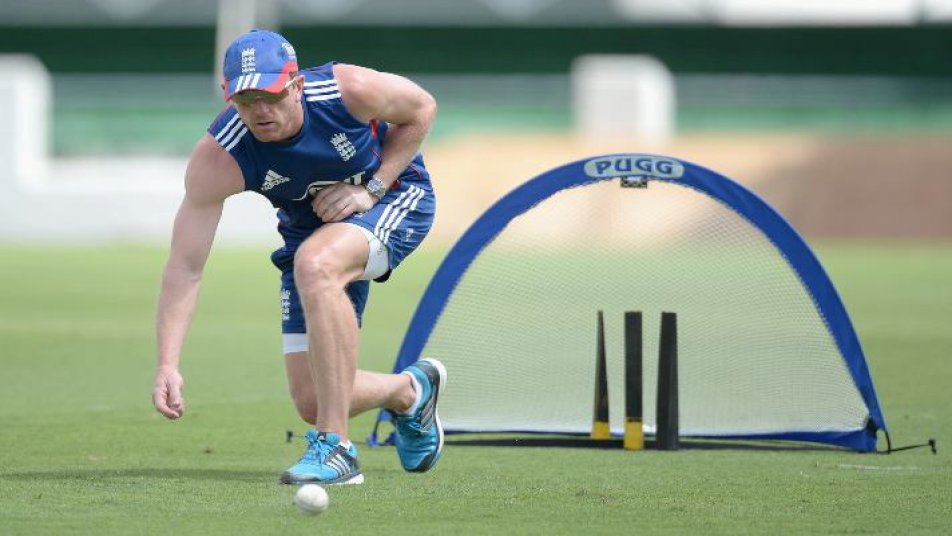 लेकिन 41 साल की उम्र में भी इंग्लैंड के इस पूर्व कप्तान के बल्ले की धार बिल्कुल भी कम नहीं हुई है.