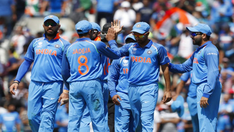 '2019 वर्ल्डकप के लिए दावेदार नहीं है युवराज सिंह'