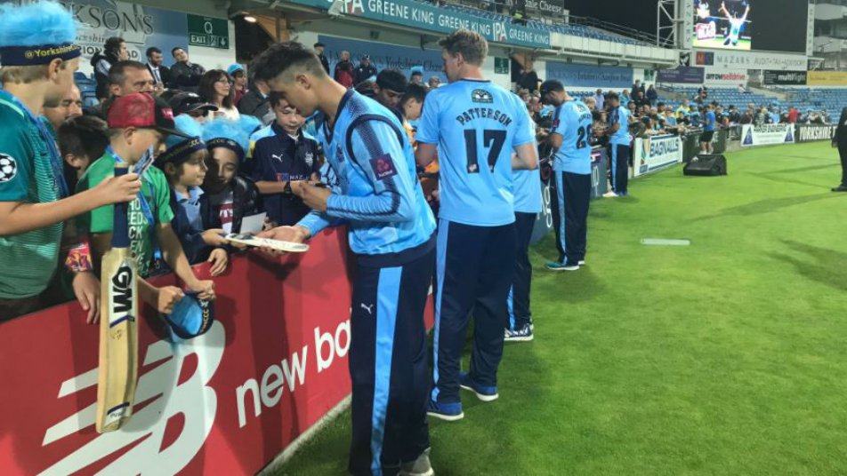 SUPER MATCH: एडम लिथ की आतिशी पारी से यॉर्कशायर की बड़ी जीत