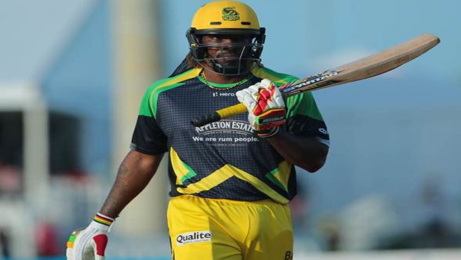 दुनिया भर के क्रिकेट लीग में अपने बल्लेबाजी से धमाल मचाने वाले क्रिस गेल को लेकर एक अच्छी खबर आई है.
फोटो: (ट्विटर)