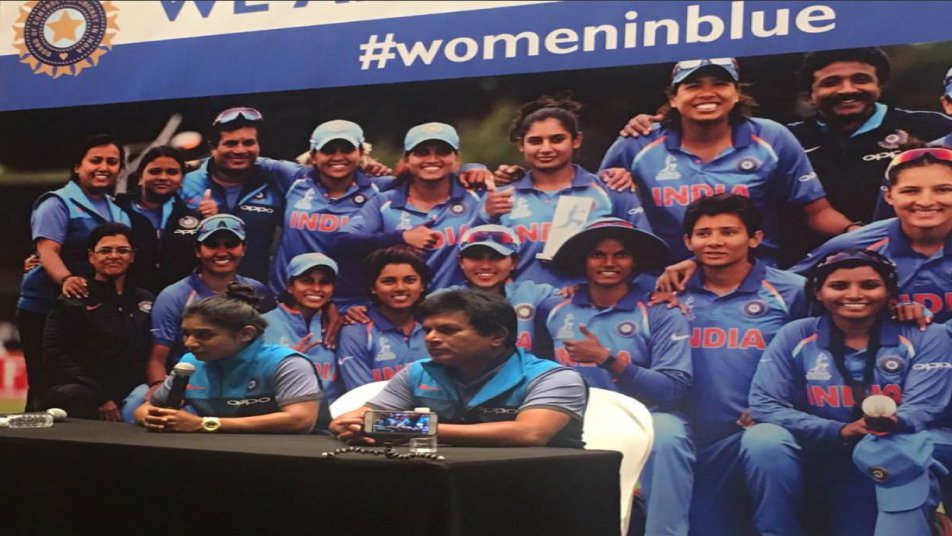 ट्विटर पर कैप्टन मिताली राज को ट्रोल करना पड़ा मंहगा, ट्रोलर मिला करारा जबाव