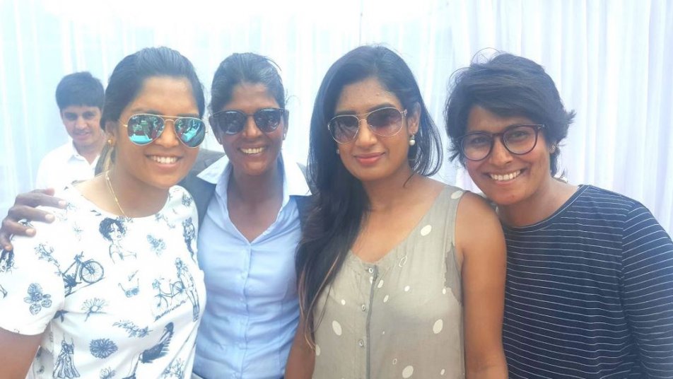 कुछ दिन पहले मिताली राज एक प्रमोशनल इवेंट में शामिल हुईं थी, जिसके बाद उन्होंने ट्विटर अपनी एक तस्वीर शेयर की जिसमें उनके साथ क्रिकेटर ममता माबेन, नूशिन अल खदीर और वेदा कृष्णमूर्ति भी थीं.