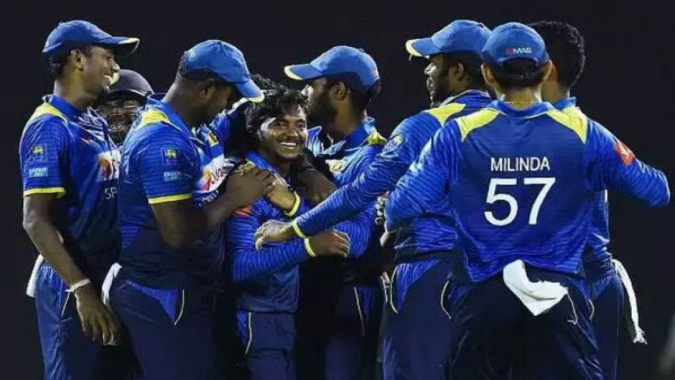 यह पूछने पर कि उन्होंने धनंजया का सामना कैसे किया, भुवनेश्वर ने कहा,‘‘मैने उसके खिलाफ रणनीति बनाई थी.’’ उन्होंने कहा,‘‘वह ऑफ स्पिनर है लेकिन लेग स्पिन और गुगली डाल रहा था जो हैरानी की बात थी. मैं उसकी खराब गेंदों का इंतजार कर रहा था. बाहर जाती गेंदों से मुझे कोई दिक्कत नहीं थी. उसने सारे विकेट गुगली पर लिये लिहाजा मेरी रणनीति उसकी इनकमिंग गेंदों को बखूबी खेलने की थी. शुरूआत में दिक्कत आई लेकिन बाद में ठीक हो गया.’’