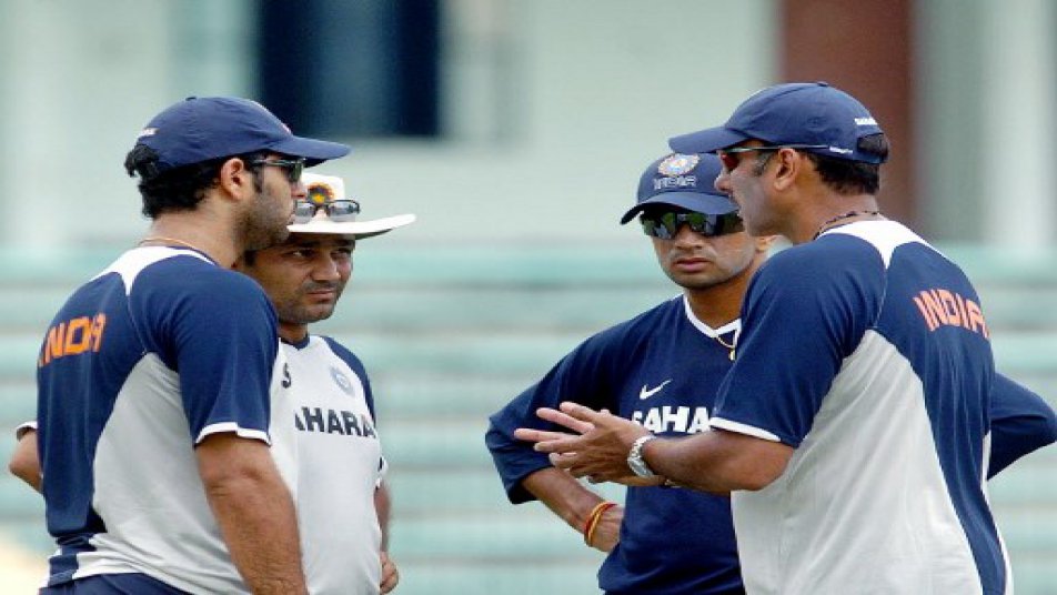 'युवराज-रैना के लिए खुले हैं टीम इंडिया के दरवाज़े'