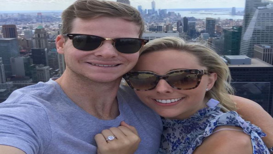 ऑस्ट्रेलियाई कप्तान स्टीव स्मिथ ने लॉ स्टूडेंट डेनी विलिस से की सगाई