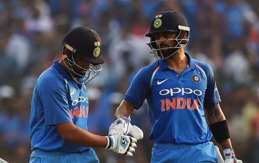 rohit and kohli centuries push india to 337 in decider INDvsNZ: रोहित-कोहली के रिकॉर्ड शतकों की मदद से भारत ने बनाए 337 रन