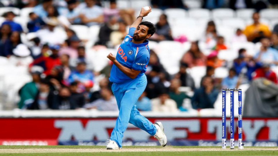 भारतीय टीम के तेज गेंदबाज भुवनेश्वर कुमार अफगानिस्तान के हमजा होताक के साथ संयुक्त रूप से 23वें स्थान पर हैं.