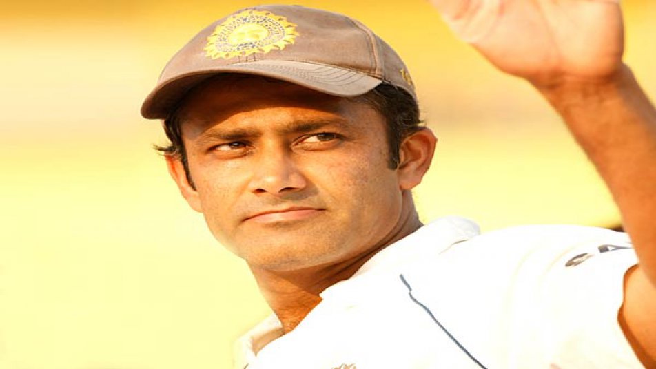 इस बीच बीसीसीआई के कार्यवाहक अध्यक्ष सीके खन्ना और कार्यवाहक सचिव अमिताभ चौधरी ने भारतीय टीम को दी गयी कुंबले की सेवाओं के लिये उनका आभार व्यक्त किया. चौधरी ने कहा, ''हम टीम में अनिल कुंबले के बहुमूल्य योगदान के लिये उनका आभार व्यक्त करते हैं. उनके रहते हुए टीम नंबर एक टेस्ट टीम बनी. भारतीय क्रिकेट को विभिन्न क्षमताओं में उनकी योगदान की जरूरत है. उन्हें भविष्य के लिये शुभकामनाएं.''