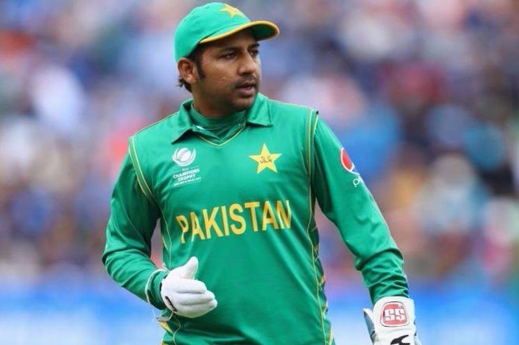 pakistan captain sarfraz ahmed turns down offer from bookie पाकिस्तानी कप्तान सरफराज अमहद ने ठुकराई सटोरिये की पेशकश