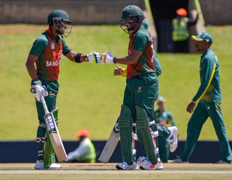 वनडे क्रिकेट में 5000 रन और 200 विकेट लेने वाले पांचवें क्रिकेटर बने शाकिब अल हसन