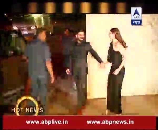 WATCH: फोटो खिंचवाने को लेकर विराट और अनुष्का में हुई खींचातानी