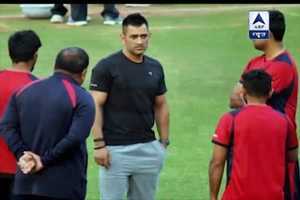 जनमन: वनडे और T-20 में धोनी के बाद कौन होगा कप्तान?