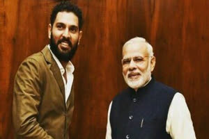 PM मोदी को शादी का कार्ड देने पहुंचे युवराज से हुई ये गलती