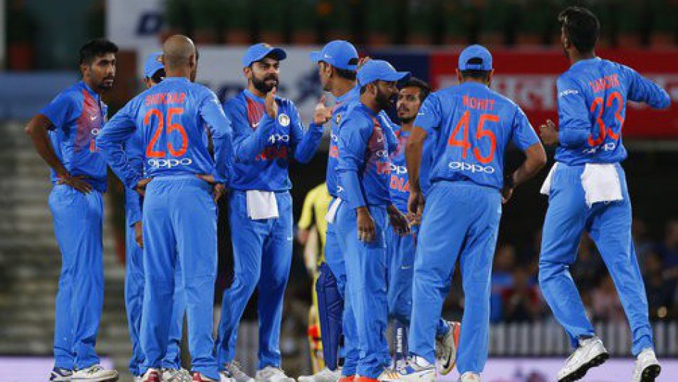 INDvsAUS: भारत-ऑस्ट्रेलिया के बीच पहले टी-20 मैच में बारिश ने डाली खलल INDvsAUS: भारत-ऑस्ट्रेलिया के बीच पहले टी-20 मैच में बारिश ने डाली खलल