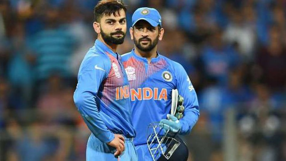 dhoni kohli mess up drs call as australia level the t20i series 12510 INDvsAUS: धोनी ने नहीं मानी कोहली की बात और हार गई टीम इंडिया