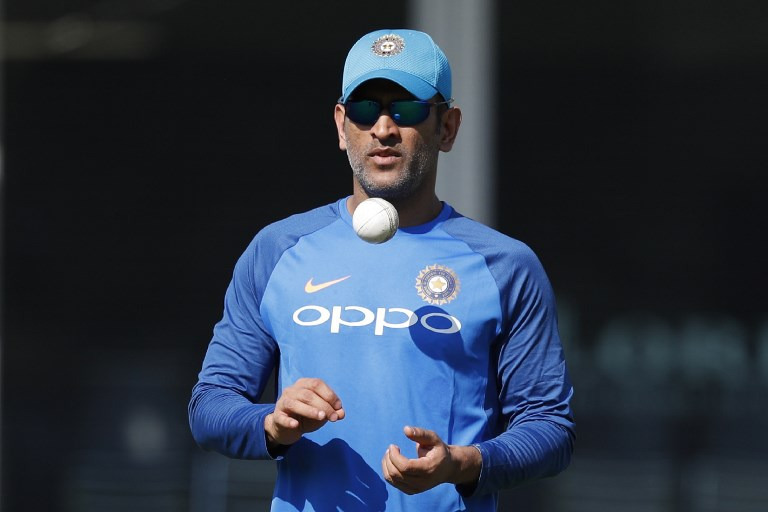 finally dhoni speaks out about his criticism बल्लेबाजी को लेकर हो रही आलोचनाओं के बीच खास जवाब के साथ सामने आए धोनी