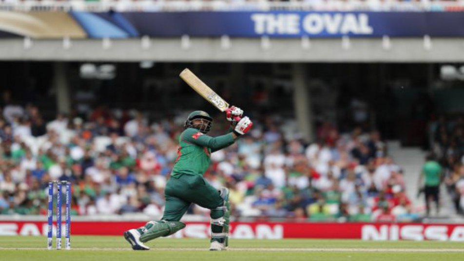 चैम्पियंस ट्रॉफी 2017 के पहले मैच में बना सबसे बड़े लक्ष्य को हासिल करने का RECORD