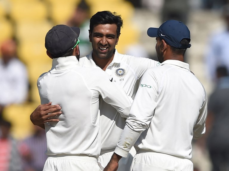 r ashwin fastest 300 test wicket ashwin new target test cricket india vs sri lanka नया विश्व रिकॉर्ड बनाने के बाद अश्विन ने तय किया अगला लक्ष्य