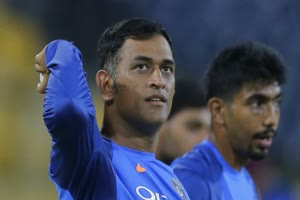 In Graphics: 10 साल बाद धोनी ने किया बड़ा खुलासा, ऐसे बने थे टीम इंडिया के कप्तान !