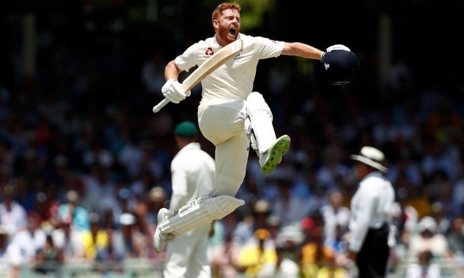 england 403 all out at the waca as the players break for lunch ASHES: मलान और बेयरस्टो की मदद से इंग्लैंड ने बनाए 403 रन