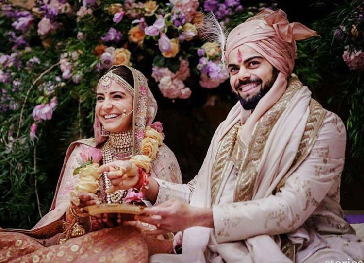 virat kohli anushka sharma marriage song शादी से पहले विराट ने अनुष्का से कहा- मेरे महबूब कयामत होगी....