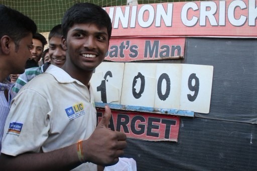 wonder pranav who smashed 1009 runs in an innings quits cricket 1009* रन बनाकर सुर्खियों में छाने वाले प्रणव धनवाड़े ने छोड़ा क्रिकेट