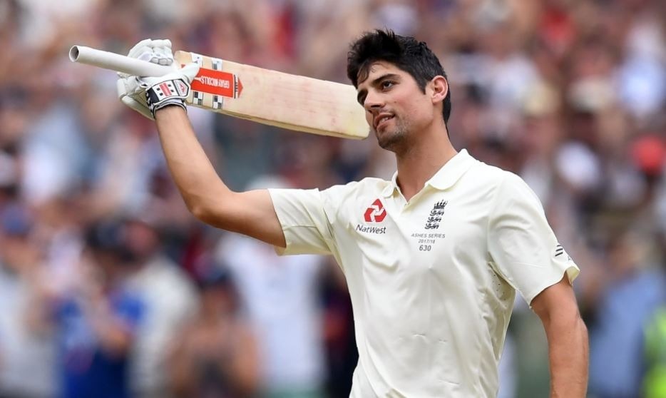 alastair cook hits 244 not out as england dominate australia ASHES: फॉर्म में वापसी करते हुए एलिस्टर कुक ने लगाया दोहरा शतक