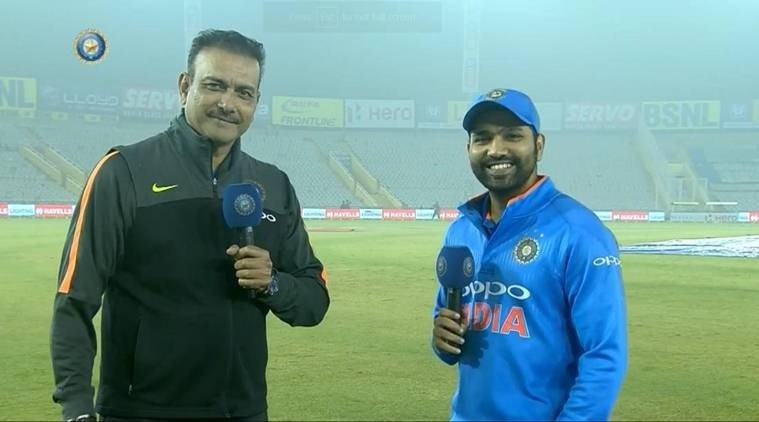 ravi shastri asks what was rohit sharma thinking during his double hundred रोहित शर्मा ने खोला अपनी पारी में बड़े-बड़े छक्के लगाने का राज़