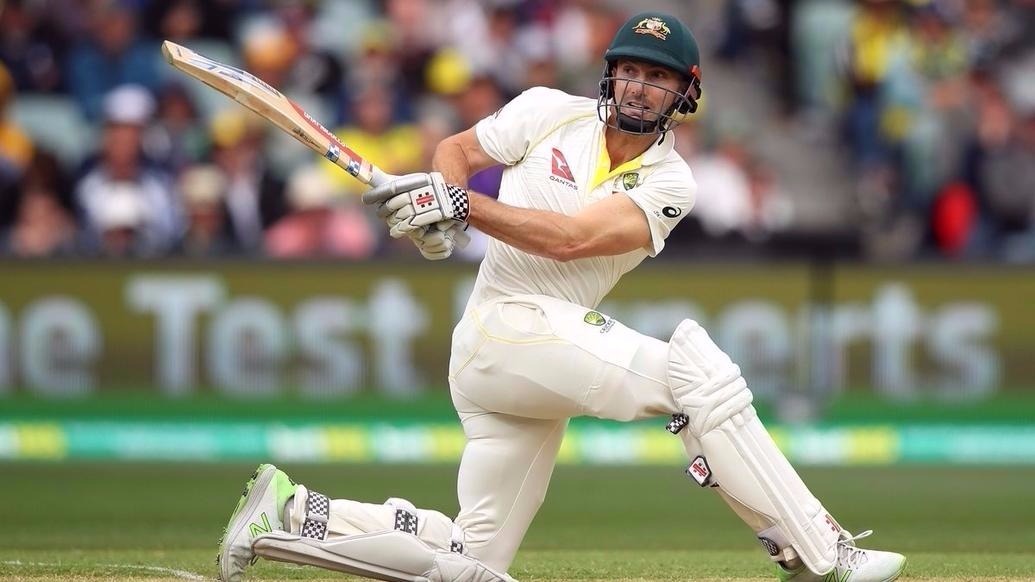 WATCH: एशेज़ में लगा ऐसा छक्का जिसे देखकर 'दंग' रह जाएंगे आप