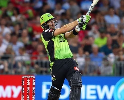 BBL 2017: पहले ही मैच में 6 छक्के लगाकर शेन वॉटसन ने बनाया खास रिकॉर्ड