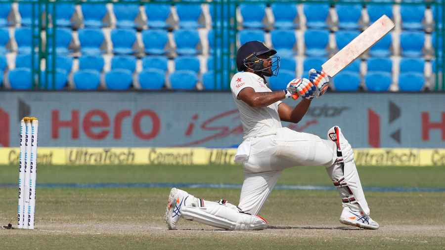 जडेजा का कमाल, छह गेंद पर छह छक्का लगा रचा इतिहास