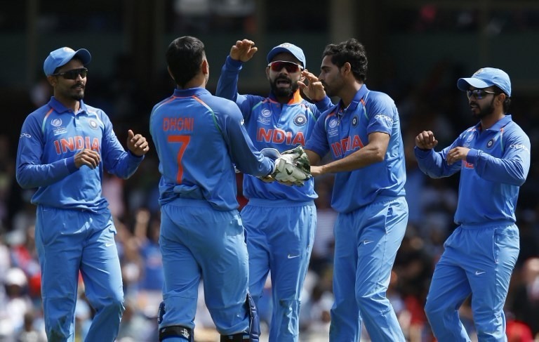 SAvsIND: वनडे में साउथ अफ्रीका को सबक सिखाने मैदान पर उतरेगी टीम इंडिया SAvsIND: वनडे में साउथ अफ्रीका को सबक सिखाने मैदान पर उतरेगी टीम इंडिया