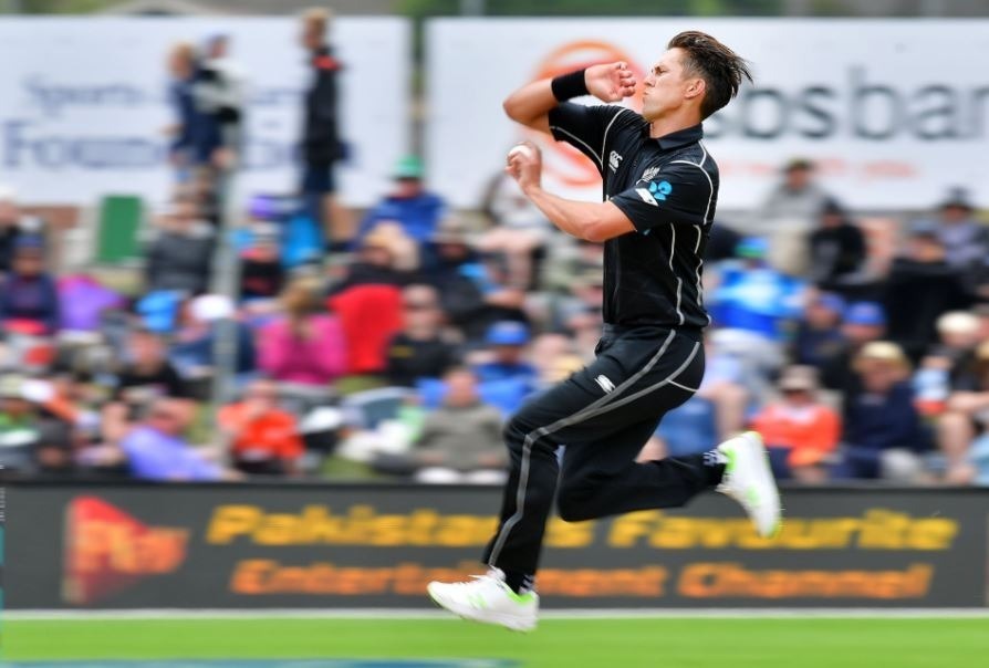 trent boults fifer helps new zealand clinch series against pakistan NZvPAK: ट्रेंट बोल्ट के विकेटों के 'पंच' से पाकिस्तान को पस्त कर न्यूज़ीलैंड ने जीती सीरीज़