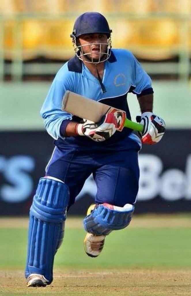 kedar devdhar hits maiden ton in syed mushtaq ali trophy 2018 T-20 लीग: देवधर के शतक से बड़ौदा ने गुजरात को 36 रनों से रौंदा