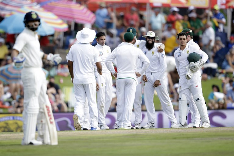 south africa vs india 2nd test centurion test 2nd day full report SA vs IND 2nd TEST: कोहली पर टिकी भारत की उम्मीद