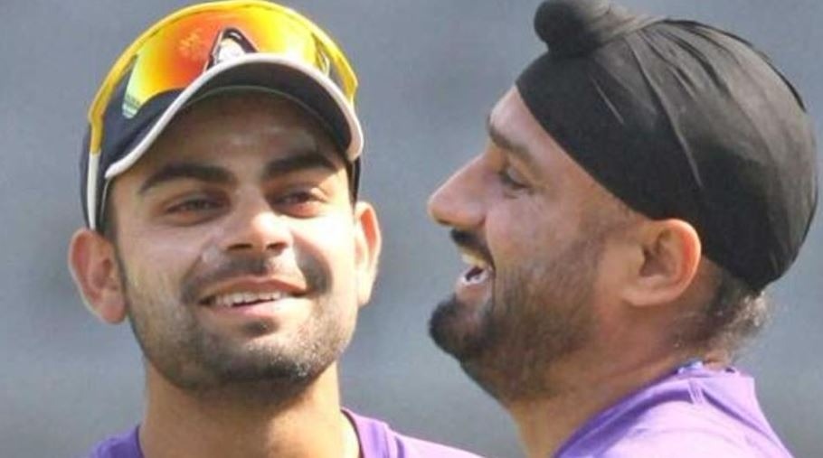 harbhajan singh offers support to under fire virat kohli indian cricket team विवादों में घिरे कप्तान कोहली के समर्थन में आए हरभजन सिंह