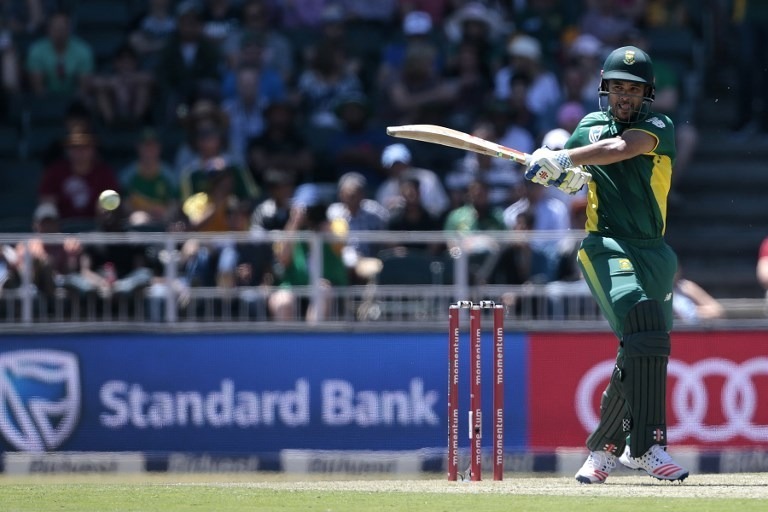 jp duminy smokes 37 runs in a single over creates new record आईपीएल से पहले जेपी ड्यूमिनी का धमाल, एक ओवर में बनाए 37 रन