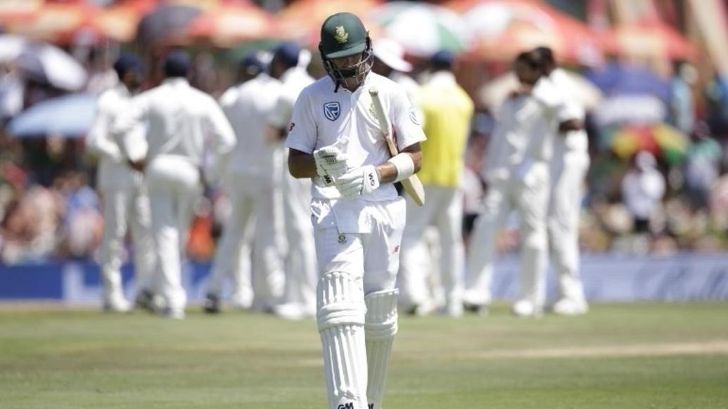 94 के स्कोर पर आउट होने वाले मार्कराम को तसल्ली देते हुए विराट ने की तारीफ