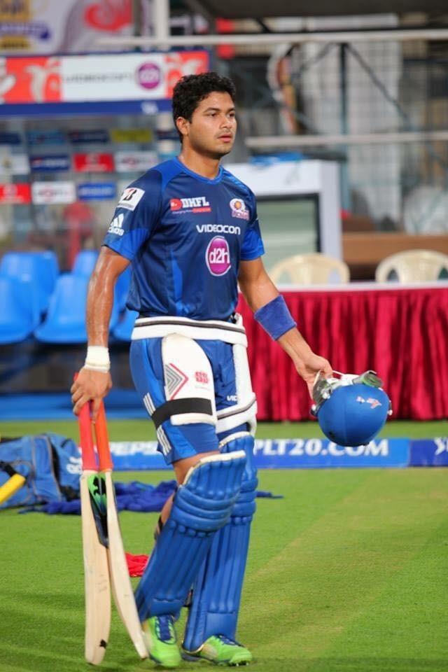 शाही अंदाज़ में मुंबई ने महाराष्ट्र को सात विकेट से हराया