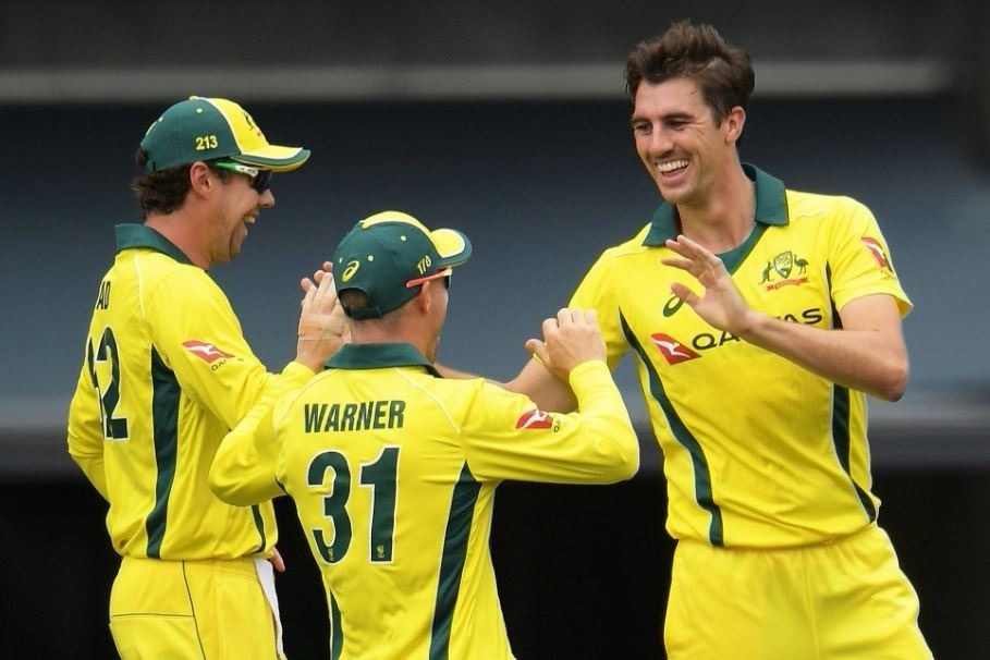 AUSvENG: ऑस्ट्रेलियाई गेंदबाज़ी के आगे 196 रनों पर धराशायी हुआ इंग्लैंड