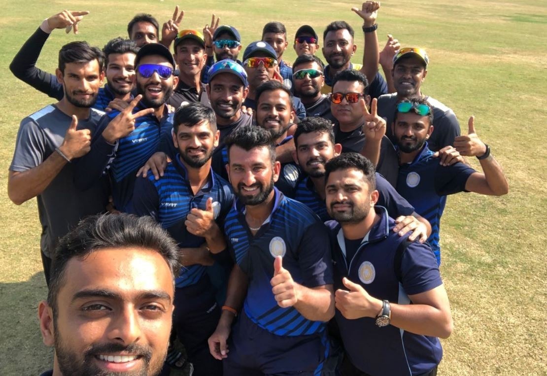 Vijay Hazare Trophy: सेमीफाइनल में सौराष्ट्र ने आंध्र प्रदेश को 59 रनों से रौंदा, फाइनल में कर्नाटक से होगी भिड़ंत