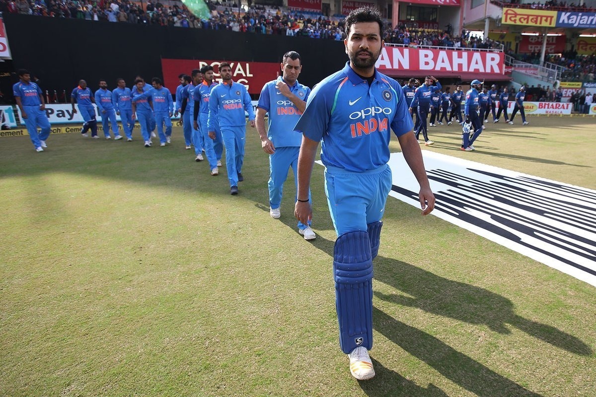 rohit likely to lead india in upcoming t20 tri series in sri lanka T-20 ट्राई सीरीज के लिए रोहित शर्मा को मिल सकती है टीम की कमान