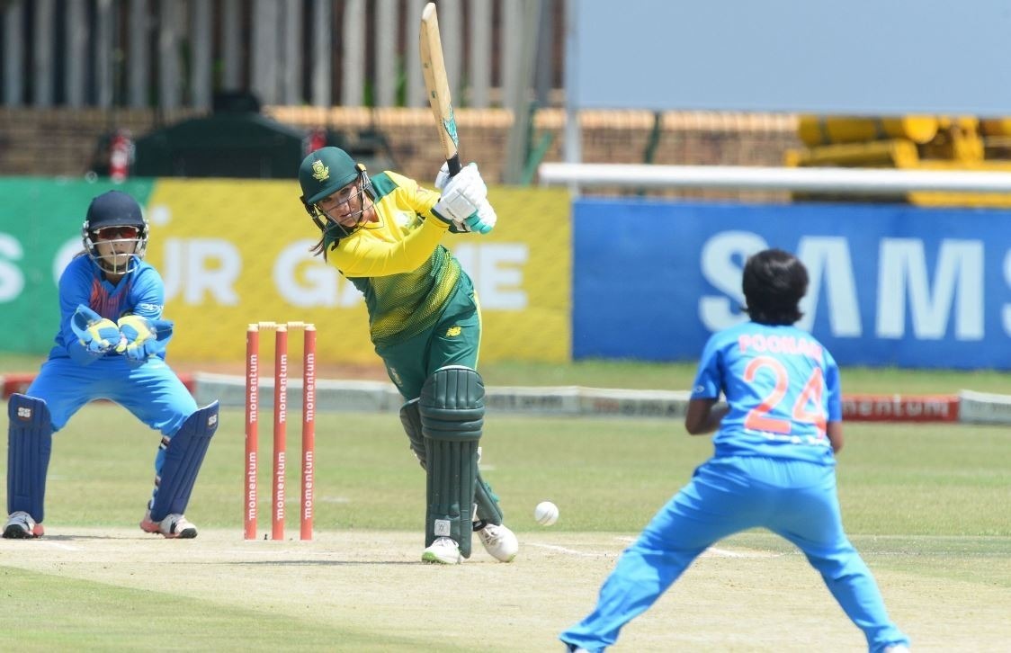 indian women cricket team lost 3rd t 20 against south africa by 5 wicket SAvsIND: तीसरे टी-20 मुकाबले में बल्लेबाजों ने किया निराश, 5 विकेट से भारत को मिली हार