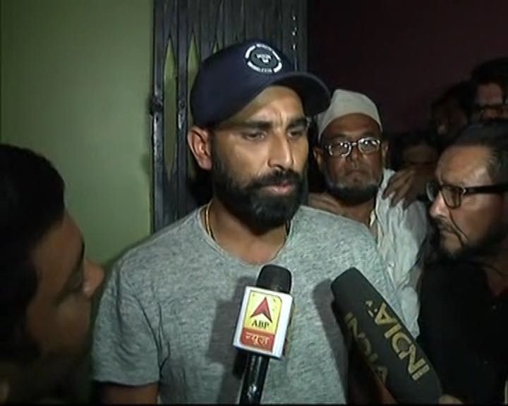 my wifehasinjahan is not in good mental health says cricketer mohammed shami मैच फिक्सिंग के आरोपों पर शमी ने कहा, 'अपना मानसिक संतुलन खो चुकी हैं हसीन जहां'