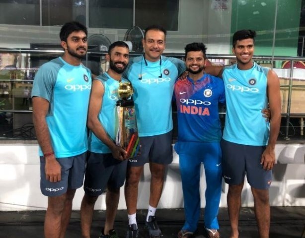 एक खराब सीरीज़ कर सकती है टीम से बाहर: दिनेश कार्तिक